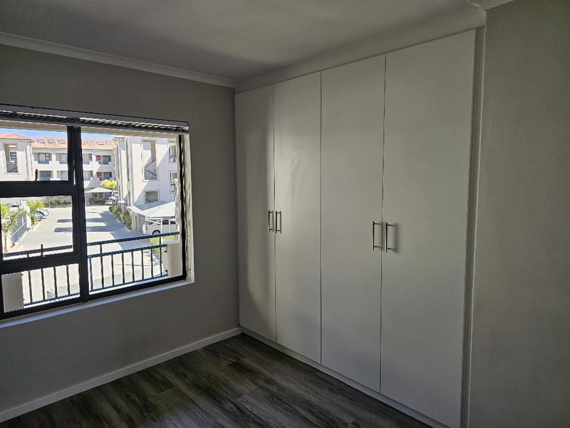 To Let 2 Bedroom Property for Rent in Burgundy Estate Western Cape